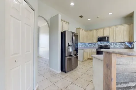 6147 Nw East Deville Circle Port Saint Lucie FL 34986