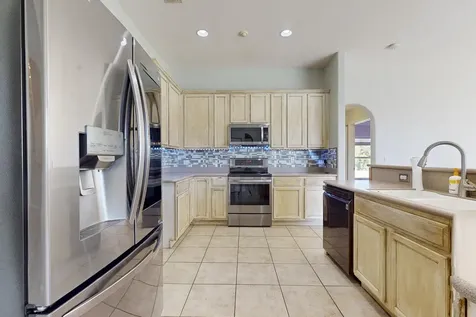 6147 Nw East Deville Circle Port Saint Lucie FL 34986