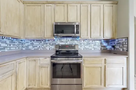 6147 Nw East Deville Circle Port Saint Lucie FL 34986