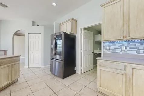 6147 Nw East Deville Circle Port Saint Lucie FL 34986