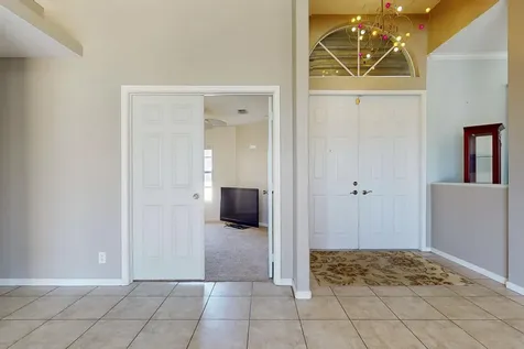 6147 Nw East Deville Circle Port Saint Lucie FL 34986