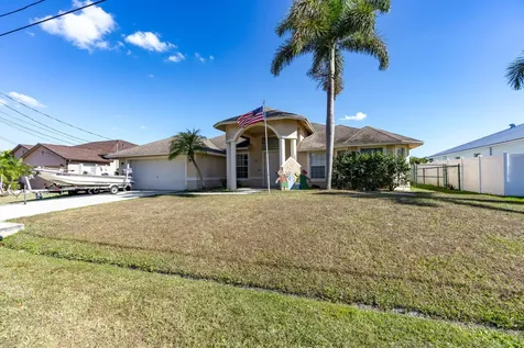 6147 Nw East Deville Circle Port Saint Lucie FL 34986