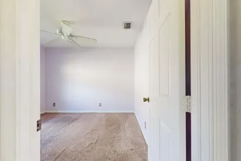 6147 Nw East Deville Circle Port Saint Lucie FL 34986