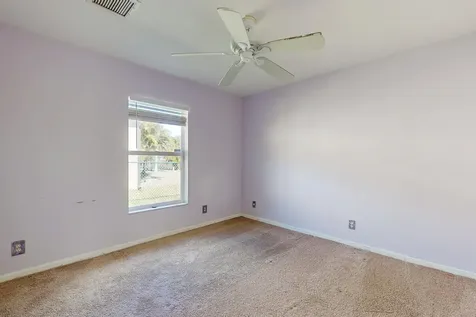 6147 Nw East Deville Circle Port Saint Lucie FL 34986