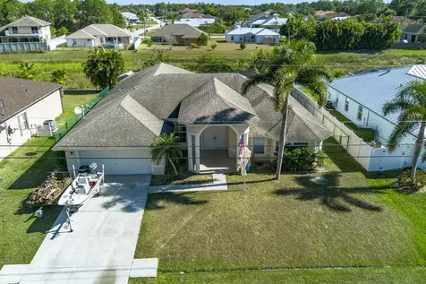 6147 Nw East Deville Circle Port Saint Lucie FL 34986