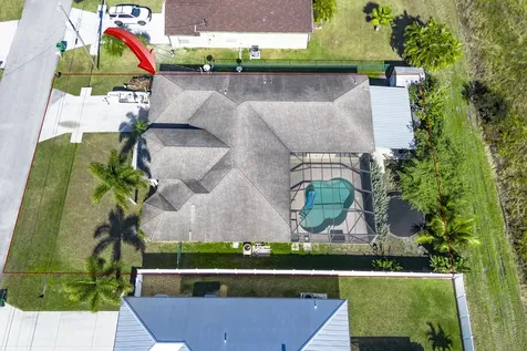 6147 Nw East Deville Circle Port Saint Lucie FL 34986