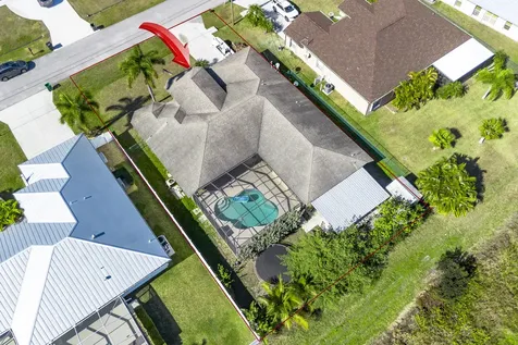 6147 Nw East Deville Circle Port Saint Lucie FL 34986