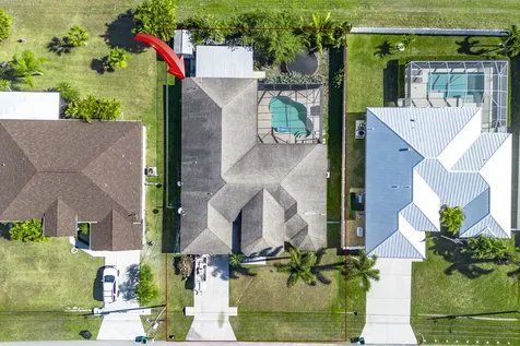 6147 Nw East Deville Circle Port Saint Lucie FL 34986