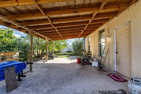 6147 Nw East Deville Circle Port Saint Lucie FL 34986