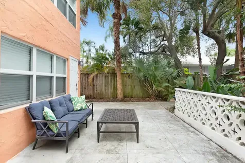 226 S Palmway Lake Worth Beach FL 33460