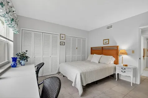 1000 Lowry Street Delray Beach FL 33483