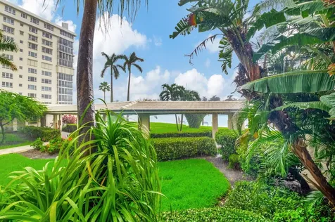 1000 Lowry Street Delray Beach FL 33483