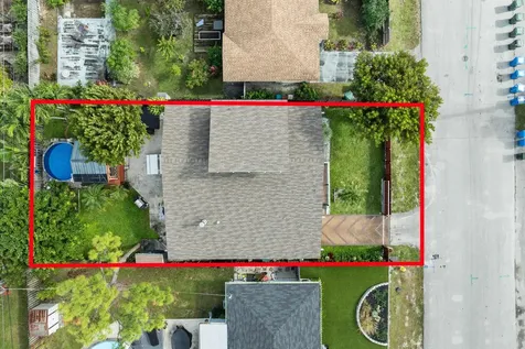 221 Nw 45th Street Oakland Park FL 33309
