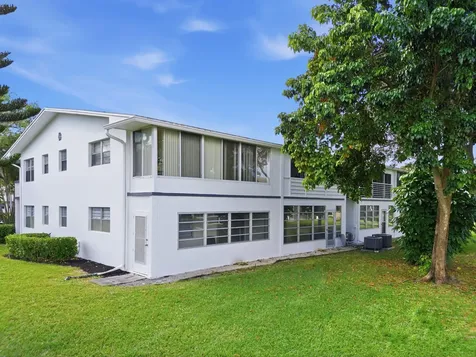 21 Prescott B Deerfield Beach FL 33442