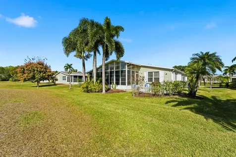 8121 9th Hole Drive Port Saint Lucie FL 34952