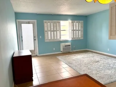 119 Berkshire F West Palm Beach FL 33417