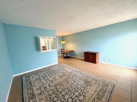 119 Berkshire F West Palm Beach FL 33417