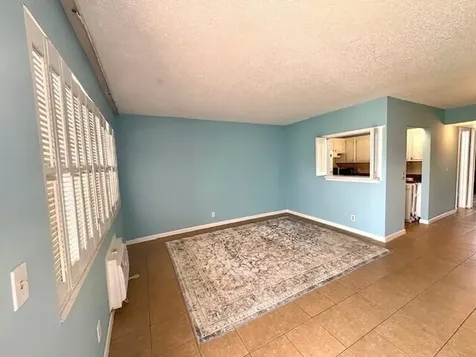 119 Berkshire F West Palm Beach FL 33417