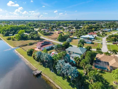 3337 Sw Crestview Road Port Saint Lucie FL 34952