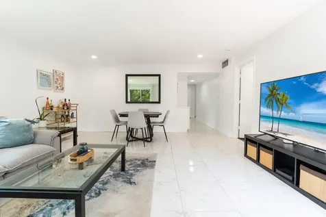 6614 Villa Sonrisa Drive Boca Raton FL 33433