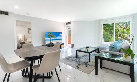 6614 Villa Sonrisa Drive Boca Raton FL 33433