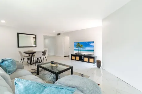 6614 Villa Sonrisa Drive Boca Raton FL 33433