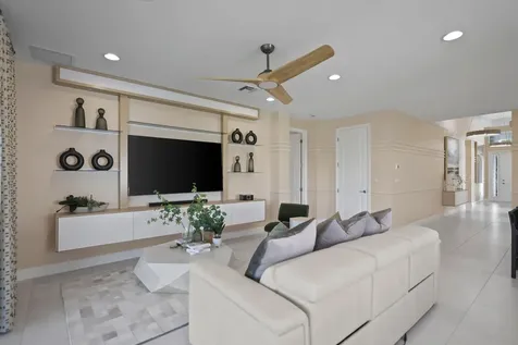 19545 Broad Shore Walk Loxahatchee FL 33470