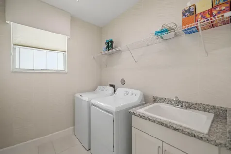 19545 Broad Shore Walk Loxahatchee FL 33470