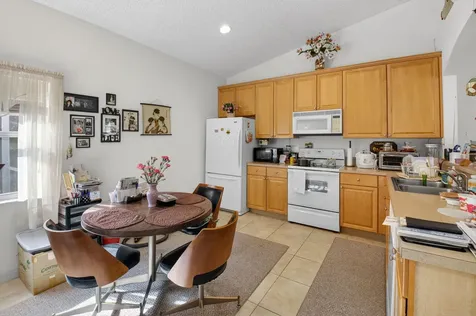 9436 Lago Drive Boynton Beach FL 33472