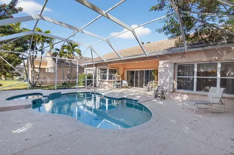9436 Lago Drive Boynton Beach FL 33472