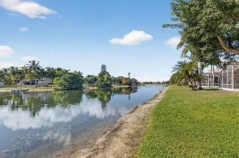 9436 Lago Drive Boynton Beach FL 33472