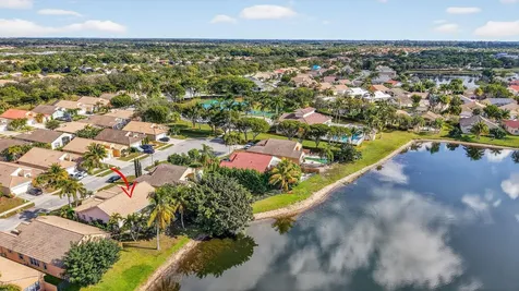 9436 Lago Drive Boynton Beach FL 33472