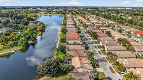 9436 Lago Drive Boynton Beach FL 33472