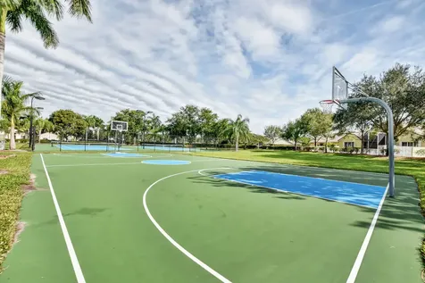 9436 Lago Drive Boynton Beach FL 33472
