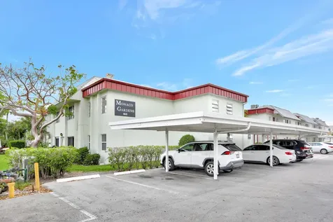 860 Se 6th Avenue Deerfield Beach FL 33441