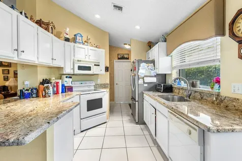 5505 Grande Palm Circle Delray Beach FL 33484