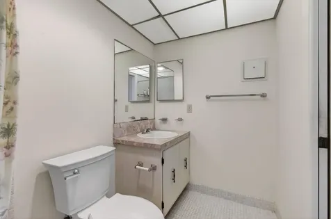 642 Burgundy N Delray Beach FL 33484