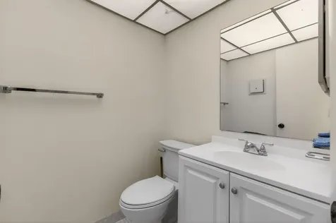 642 Burgundy N Delray Beach FL 33484