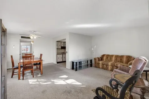 642 Burgundy N Delray Beach FL 33484
