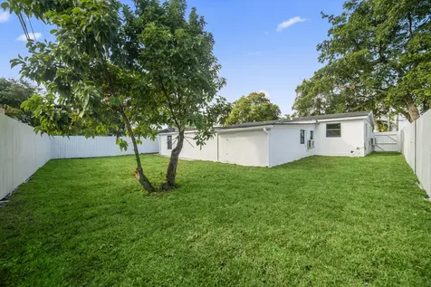 4114 Sw 49th Court Dania Beach FL 33314