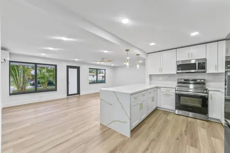 4114 Sw 49th Court Dania Beach FL 33314