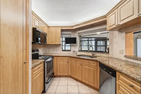 5851 Parkwalk Drive Boynton Beach FL 33472