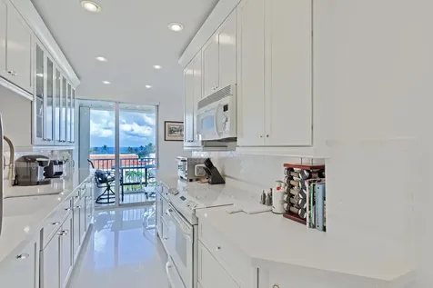 2860 S Ocean Boulevard Palm Beach FL 33480