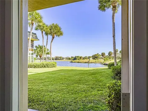 36 Vista Gardens Trail Vero Beach FL 32962