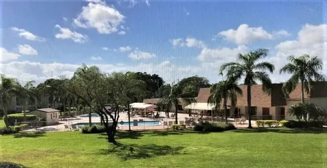 27 Abbey Lane Delray Beach FL 33446