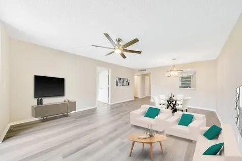 27 Abbey Lane Delray Beach FL 33446