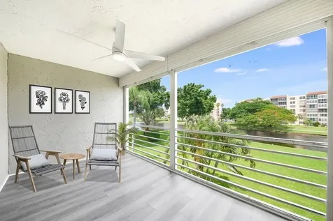 27 Abbey Lane Delray Beach FL 33446