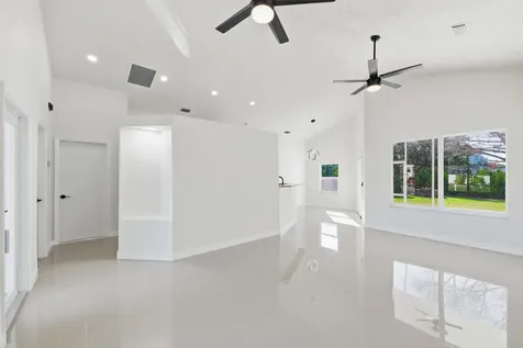 3031 Se Galt Circle Port Saint Lucie FL 34984