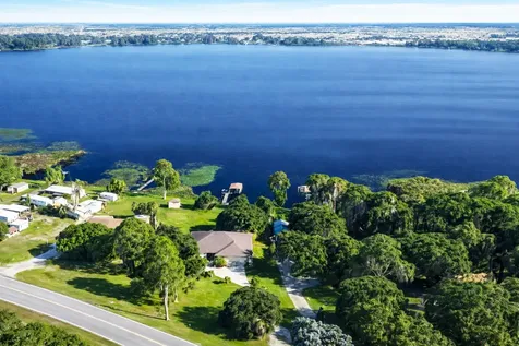 680 Memorial Drive Sebring FL 33870
