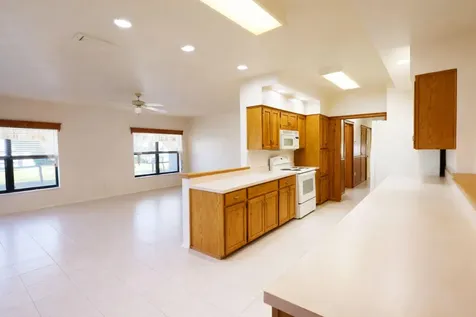 680 Memorial Drive Sebring FL 33870